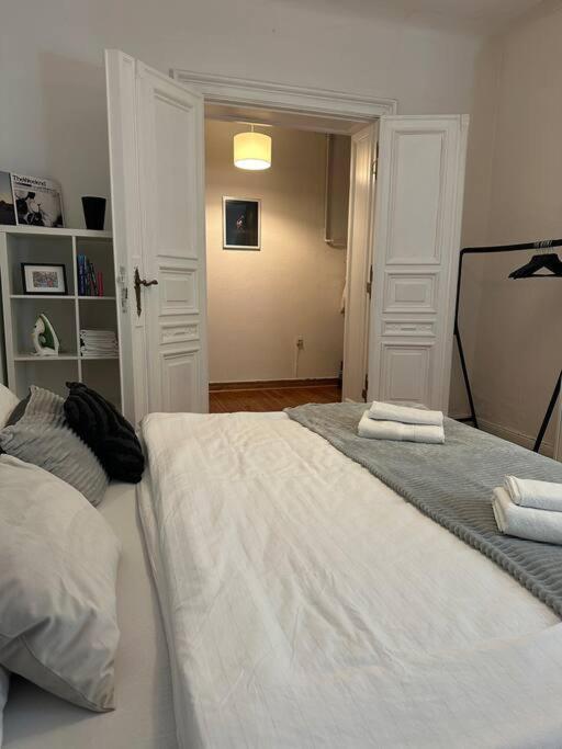 Grosses Apartment Am Kudamm 柏林 外观 照片
